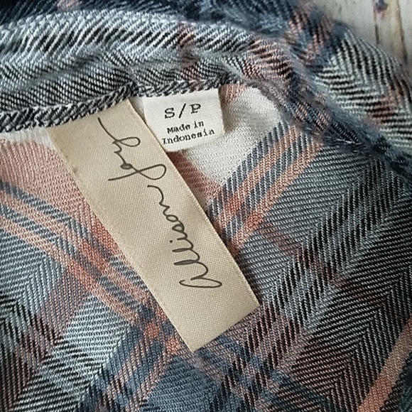 Allison Joy Plaid Top - Picture 2 of 8